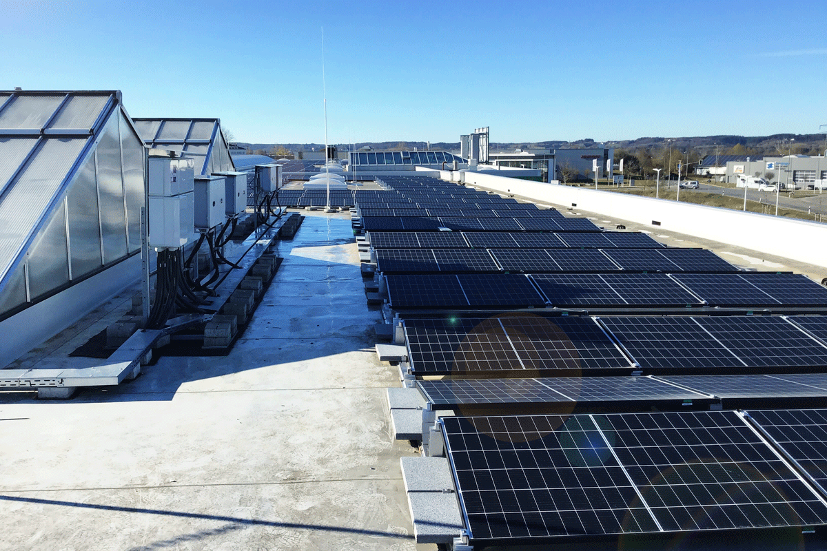 PV-Dachanlage Verschattung Iqony Solar Energy Solutions