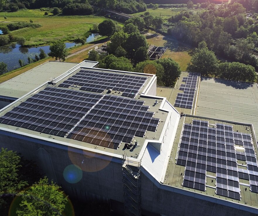 SENS implements PV system on the roof of the Essen waterworks