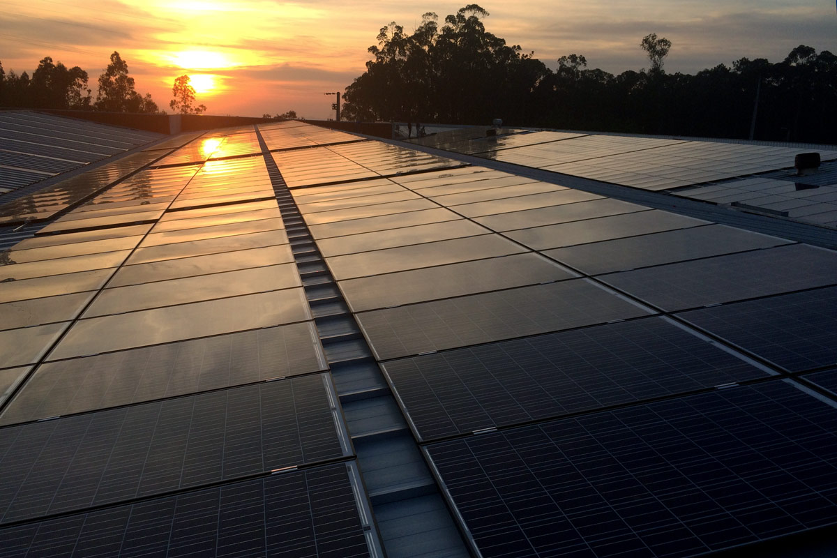 Dachanlage Wirtschaftlichkeit SENS Iqony Solar Energy Solutions