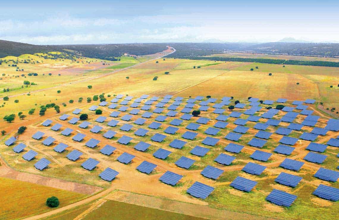 Solarpark in Valdecaballeros (Spanien) Iqony Solar Energy Solutions